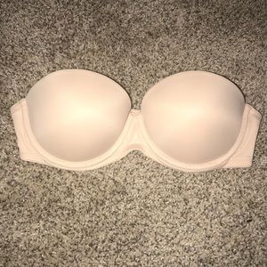 PINK by Victoria’s Secret Strapless Bra 32C
